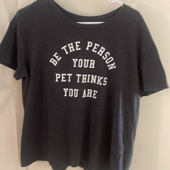 Women’s, “Be the Person Your Pet Thinks You Are” Tee - Picture 3 of 6